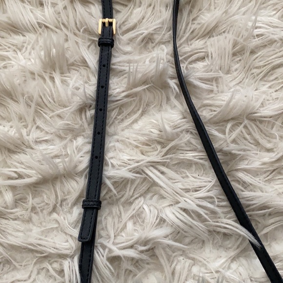 Michael Kors Black Cindy Crossbody Bag - Picture 9 of 11